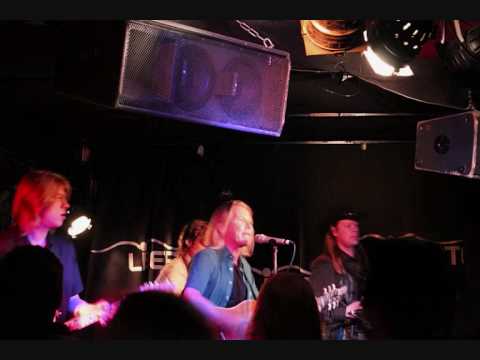 Youtube-videoupotus, klikkaa nähdäksesi!