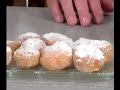 Buñuelos de crema con aroma de anís