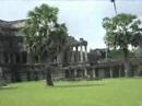 Angkor Wat, entr�es sud et est avec terrasse d\