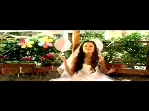 Ayşe Özyılmazel - Evler Yansın