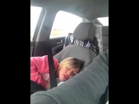 how to entertain yourself on a road trip