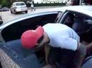 Primeiras imagens do Rafinha chegando em casa