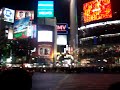 Le carrefour de Shibuya de nuit