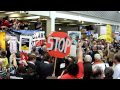 (3/3) Montagsdemonstration: "Stille Nacht, heilige Nacht" 3. Strophe