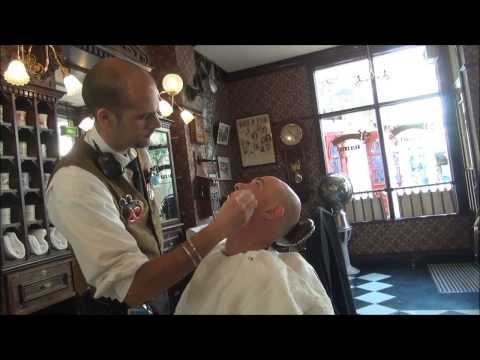 Dapper Dan’s Hair Cuts barbier de Main Street USA disneyland paris