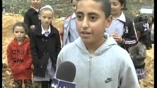 اطفال زعترة محزونون على حديقة العابهم التي هدمها الاحتلال فجر اليوم