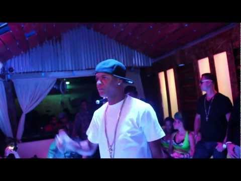 Secreto en Jubilee En Vivo 11.27.11 -