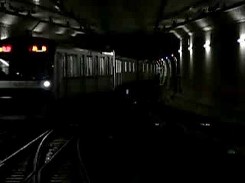 副都心線渋谷駅　電車のうねうね