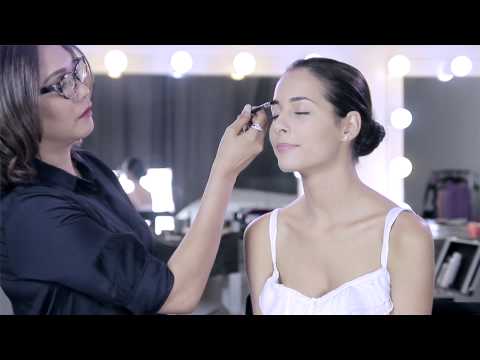 how to apply avon makeup