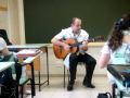 Prof. Denis cantando Diamonds on the inside - Ben Harper no 3B -2009 - Santa Catarina