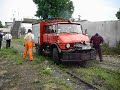 Unimog wjeżdża na tory