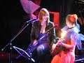 Hilda Lizarazu con Fabiana Cantilo - Buscando un símbolo de