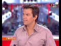 arnold turboust invit� d'aymeric caron pour le journal de it�l� (le 27 juillet 2007)