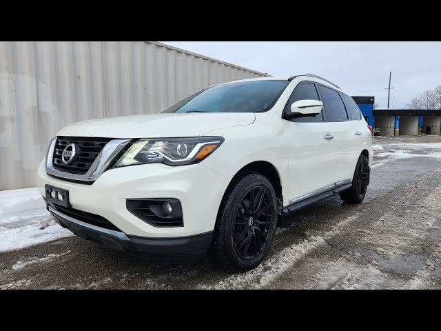 2017 Nissan Pathfinder Platinum 4WD Certified 7 Seater Loaded Ex in Cars & Trucks in Barrie