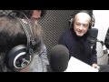 Enrico Ruggeri è stato ospite di Marco Baldini e la Family a Radio Kiss Kiss il 12 marzo 2010, durante la trasmissione "Vieni Avanti Kiss Kiss", in onda dal lunedì al venerdì dalle 10:00 alle 13:00, e la domenica dalle 09:00 alle 12:00 su Radio Kiss Kiss