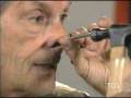 videos de ames sensible... un mec se cloue un clou ds le nez