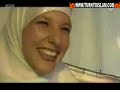 islam in holand (the netherland/nederland) documenting the lives of some of the many revert muslim women in holland, their families and their life as muslims in europe. these muslim try their best to follow the correct teachings of islam while they try their best to make their parents and their families as comfortable and understanding as they can with their decision in becoming muslim and changing their way of life (to the best) may allah help and reward them all. ameen! 
the clip includes topics as family relations, sisterhood, shahada, (testimony of faith) hajj (pilgrimage), zawaj (marriage), hijab and niqab issues and much more.....

thanks to sister hajar for translation.
please visit turntoislam for more videos and a lively web forum
http://www.turntoislam.com