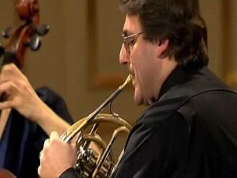 horn - Mozart Quintet in E flat major for Horn, violin, 2 viola and cello KV 407: Allegro Radovan Vlatkovic, Horn Herich Hobarth, Violin Siegfried Furlinger, Viola ...