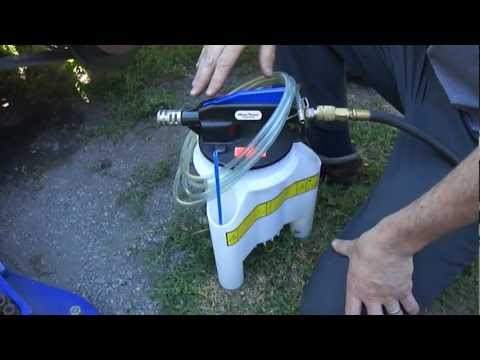 how to bleed brakes using a vacuum bleeder