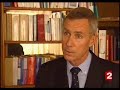 extrait du journal de 20 heures de france 2 du mercredi 29 ao�t (pr�sent� par david pujadas).

un commer�ant est en danger de mort � quelques pas du stade de france. parce qu'il a refus� de fermer les yeux sur les trafics qui se passaient autour de son �tablissement, des jeunes de la cit� des francs moisins organisent des exp�ditions punitives � son encontre.