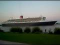 Queen Mary 2 am 31.7.08 //Hamburg//Willkomm Höft//