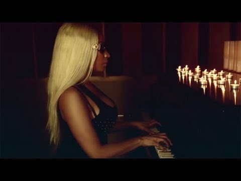 Nicki Minaj - Up In Flames