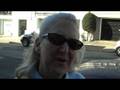 videos de Marilyn waits in the longest line she has ever seen