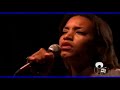 Alice Smith performs DREAM at the Tin Angel