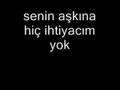 bu genç kim tanıyan yokmu arıyorum..felaket ses