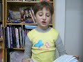 Yvi-sings-the-Pesah-