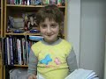 Yvi-sings-the-Pesah-
