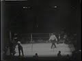 trecho de luta em 1971 no gin�sio do ibirapuera em s�o paulo. treinador ant�nio carollo., narra��o orlando duarte. servilio de oliveira � o primeiro brasileiro a conquistar uma medalha ol�mpica. campe�o brasileiro e sul americano moscas, invicto como profissional., 20 lutas e 20 vit�rias.