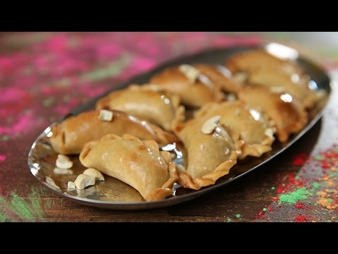 How To Make Baked Gujiya | Diwali Special | Baked Karanji Recipe | Beat Batter Bake With Upasana
