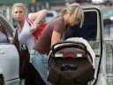 Jamie Lynn Spears and baby Maddie shopping