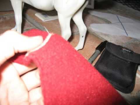 how to fasten horse blanket