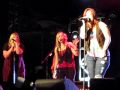 Kelly Clarkson: Whyyawannabringmedown with Band Intro