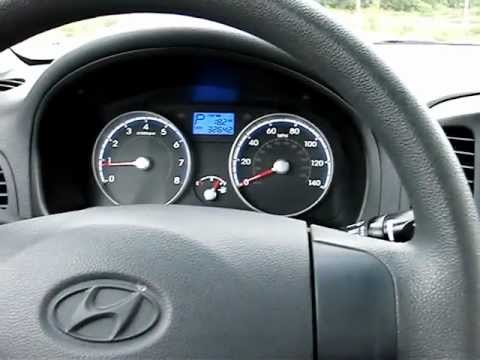 2011 Hyundai Accent: Tour & Overview