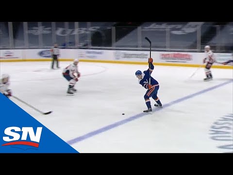 Adam Pelech Goes Coast-To-Coast And Unloads Slap Shot To Score On Capitals