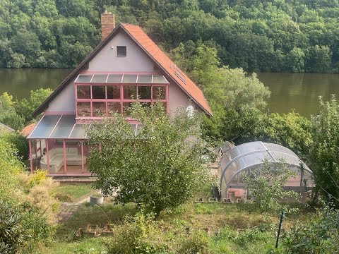 Video Vila v Měchenicích, Praha západ