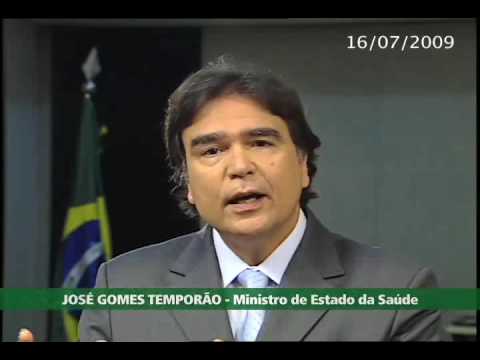 A criança rasteja como tratar casas