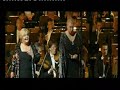 amateuraufnahme mit seltenheitswert: 2005 war ein fest der stimmen in oberammergau mit der konzertanten auff�hrung von richard strauss' elektra. in der titelrolle die einzigartige luana devol; als mutter klytemn�stra an ihrer seite die eindrucksvolle janes henschel. beide begleitet von den wiener philharmonikern unter peter schneider.