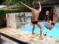 Jo�o sendo lan�ado longe - Riviera