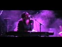 kristoffer jonzon upptr�der som f�rband till vapnet p� the tivoli i helsingborg 24 juli 2008 mitt i p�g�ende helsingborgsfestival.

l�tlista:
vi
k�nner ni som jag
man tror vad man ser
min far
r�dda mig
ljuva sommaren
kyssen vid rosenlund