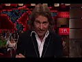 de presentatie is in handen van matthijs van nieuwkerk. de tafeldame van matthijs is dieuwertje blok.

te gast zijn:

- alexander rinnooy kan is volgens de volkskrant de invloedrijkste man van nederland.

- de documentaire 'zigeunermuziek doet pijn' met maker en muzikant nello weis mirando.

- het kro-programma 'de wandeling' bestaat 10 jaar. dit viert het programma in mei met vijf speciale jubileumuitzendingen en een jubileum-dvd. cameraman gerrit albada en presentatrice hella van der wijst zijn te gast. 

- adam curry is terug op de radio. op 'arrow classic rock' verzorgt hij het ochtendprogramma vanaf zijn zolderkamertje in engeland.

en natuurlijk de vaste rubrieken, 'de tv draait door', 'fokke en sukke' en 'de jakhalzen'. 

bekijk de hele uitzending op http://www.dwdd.nl