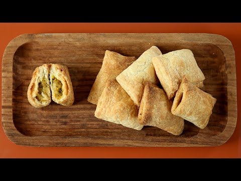 Baked Aloo Puff Recipe | How To Make Aloo Patties | Evening Snacks | Homemade Veg Puff | Upasana