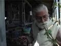 INDIA - Weaving recycled paper