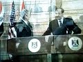 IRAQUE: Repórter de TV xingou Bush de 