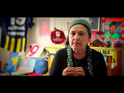 ANNE / MOM (Kısa Belgesel Film by Şafak Pavey)