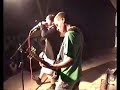 Banda Actos toca "Fico Feliz"