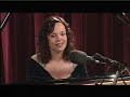 Allison Crowe chanson piano voice rock folk singer songwriter acoustic music hometown glory Canada live Hallelujah Leonard Cohen Factor John Cale Jeff Buckley Rufus Wainwright Jason Castro Glastonbury Alexandra Burke Popa Chubby